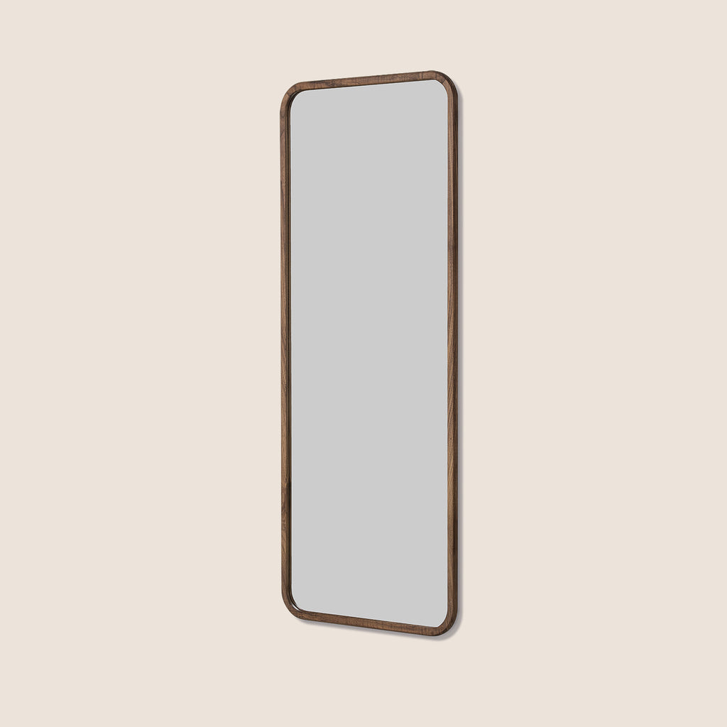 Goodee-Miroir rectangulaire Fredericia-Silhouette - Couleur - Noyer huilé
