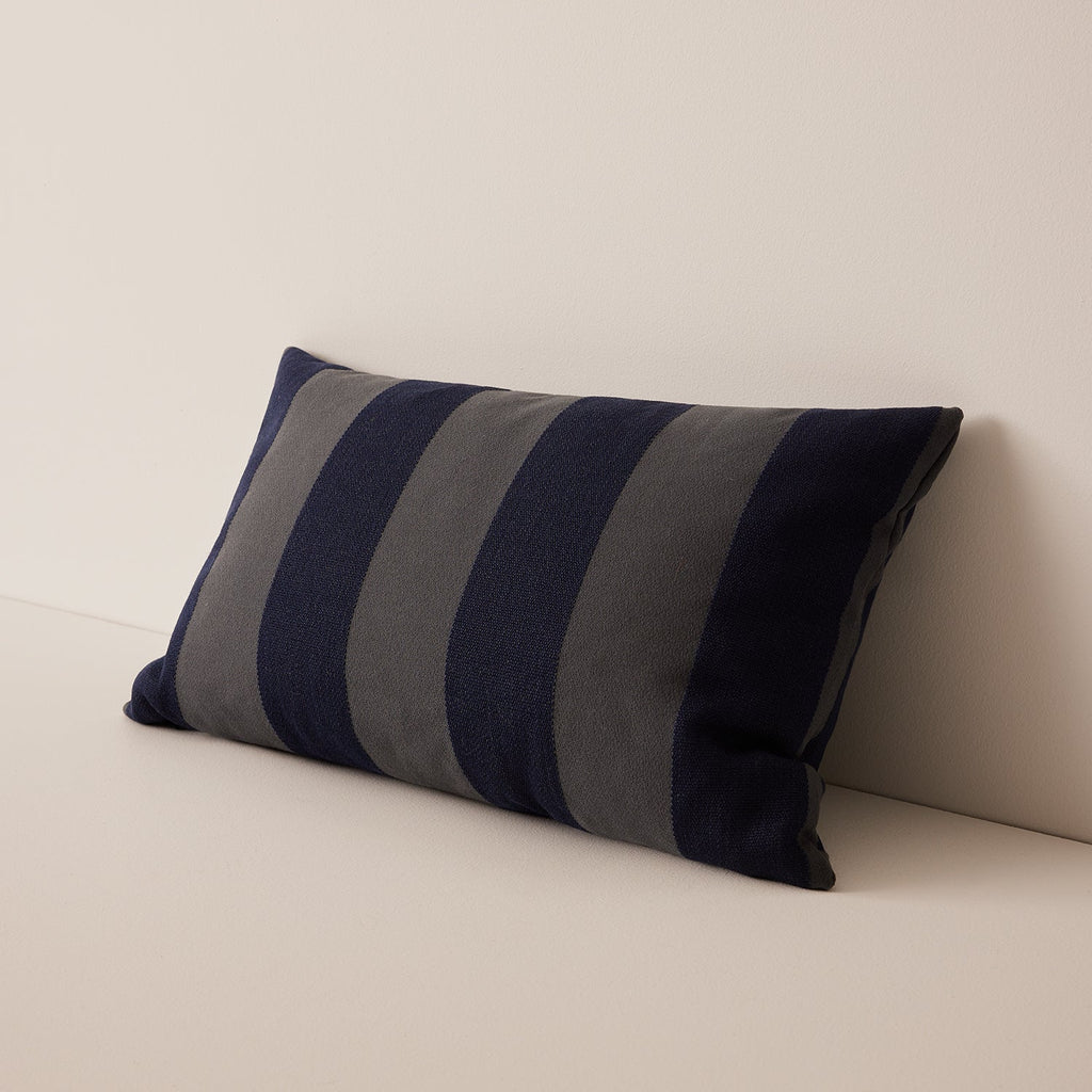 Goodee-Kvadrat/Raf Simons-Reflex Cushion - Color - Grey & Blue