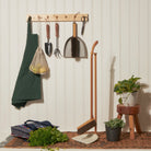 Goodee-Iris Hantverk-Long Handle Dustpan & Brush Set - Color - White