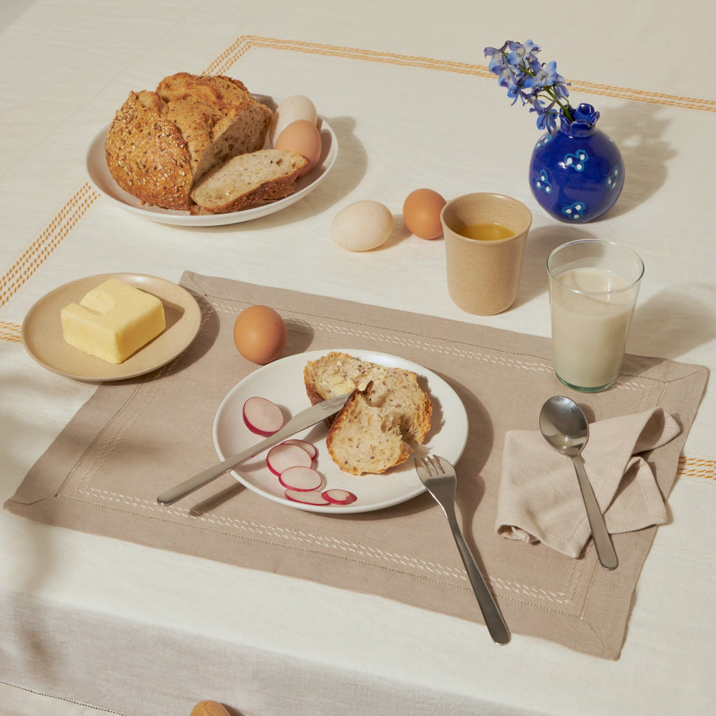 Goodee-Malaika-Shashiko Nappe de table en lin - Couleur - Ecru et moutarde