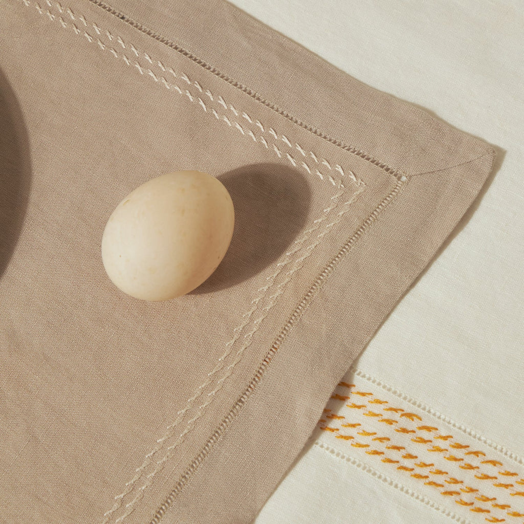 Goodee-Malaika-Shashiko Sets de table en lin, lot de 2 - Couleur - Taupe & Blanc