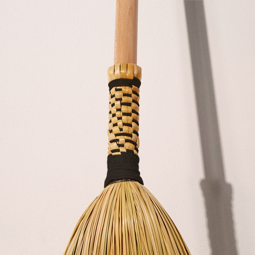 Goodee-Berea College-Shakerbraid Broom - Natural & Black