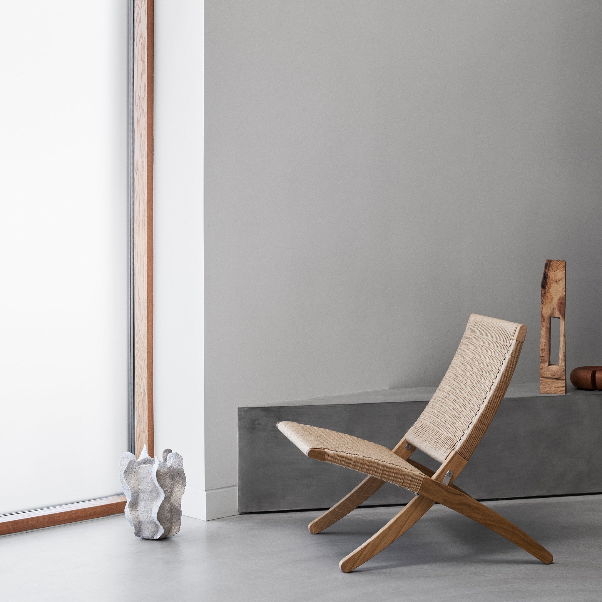 椅子 MG501 CUBA CHAIR MG501 Cuba Lounge Chair, Paper Cord – Design Within Reach