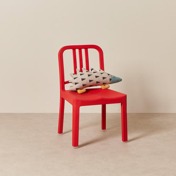【emeco】111 NAVY CHAIR 111ネイビーチェア/レッド Emeco 111 Navy® Chair - Snow – MoMA Design Store