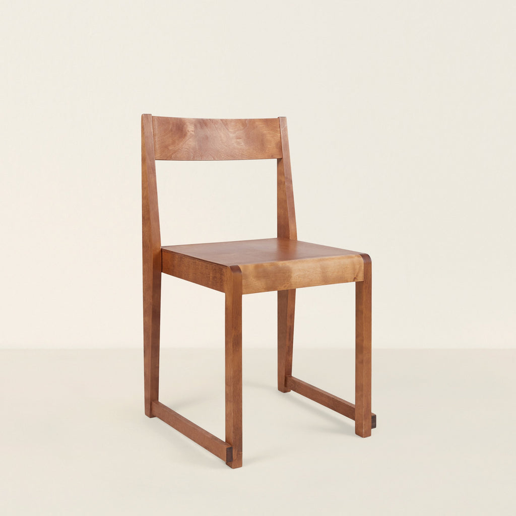 Goodee-Frama-Chair 01 - Color - Warm Brown