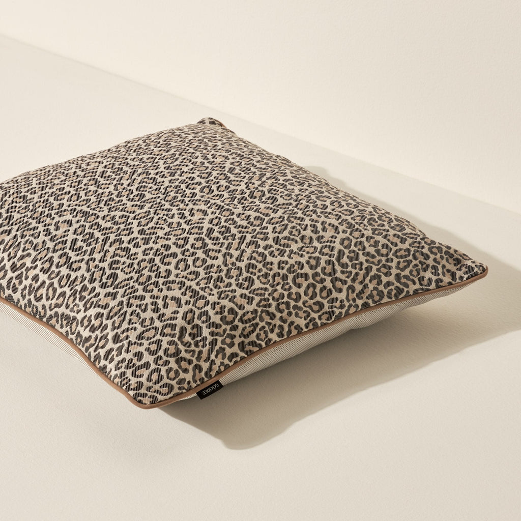 Goodee-Goodee-rPET Pillow - Couleur - Himalayan Leopard Snow Jacquard
