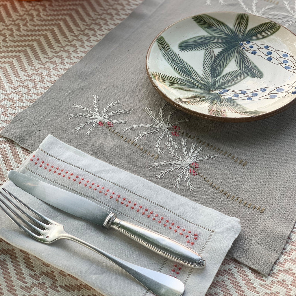Goodee-Malaika Palm Tree Placemat, set of 2 - Color - Taupe