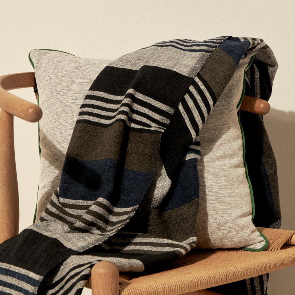 Goodee-Sabahar-Nomad Throw - Color - Navy