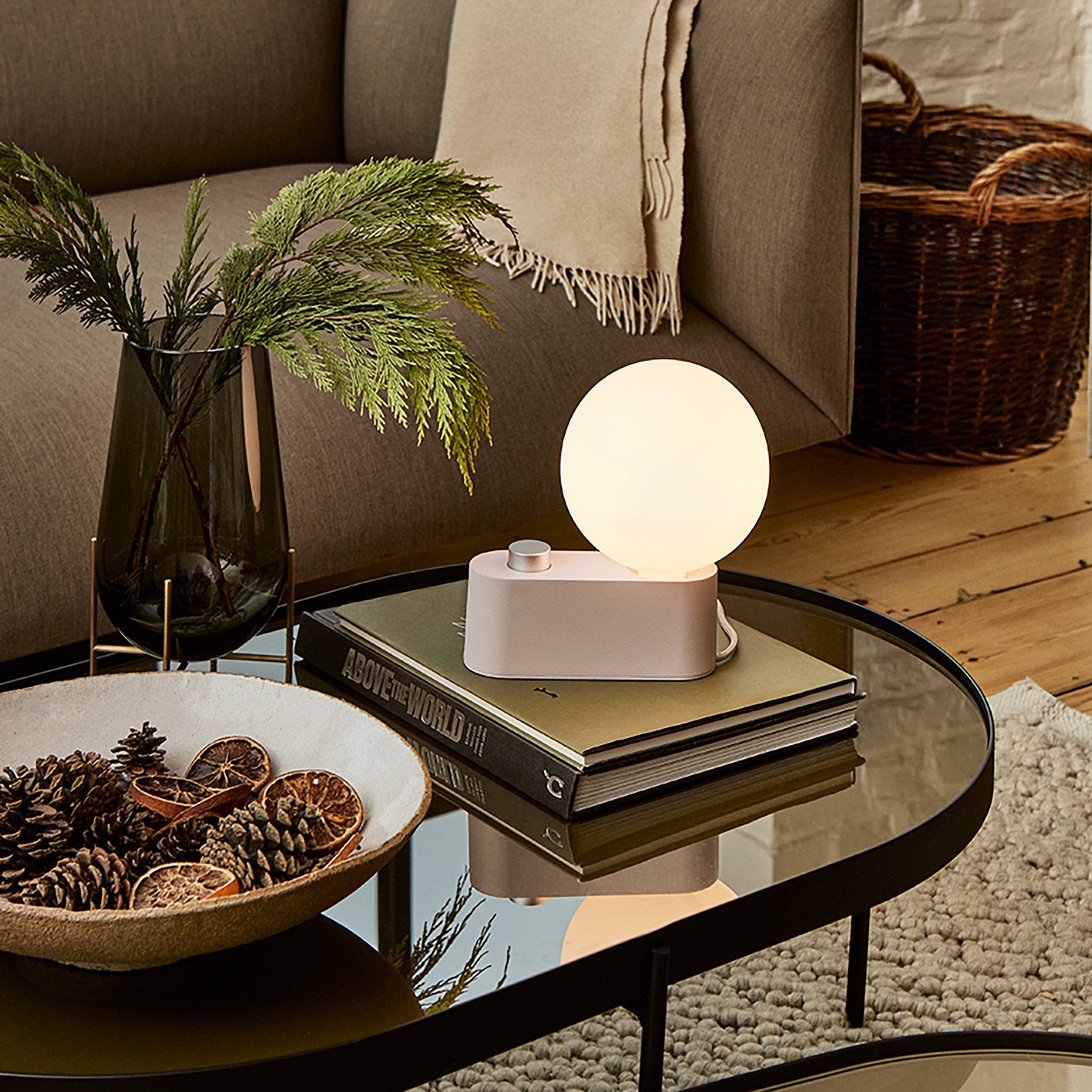 Goodee-Tala Alumina Table Lamp with Sphere IV - Color - Blossom