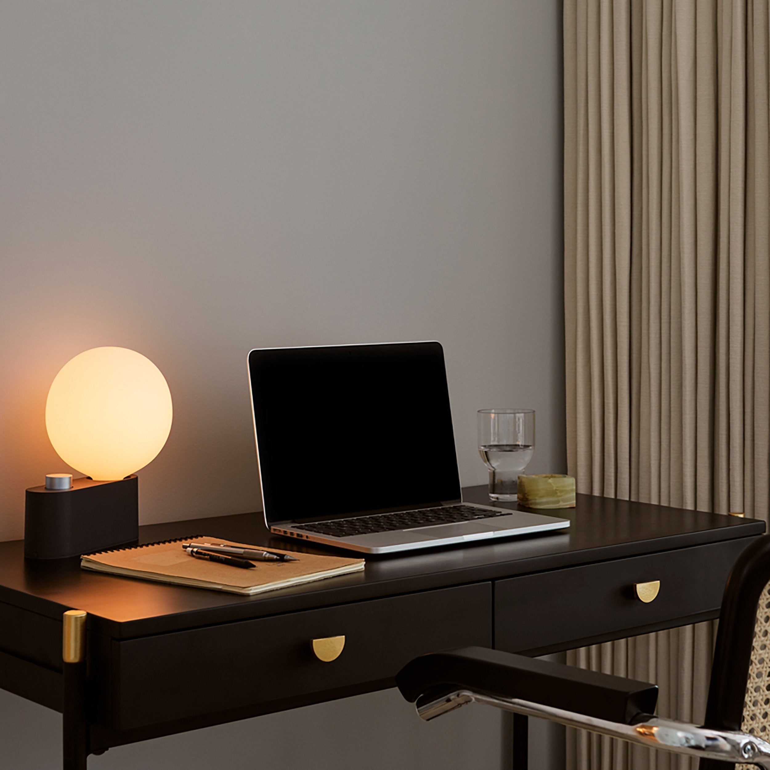 Goodee-Tala Alumina Table Lamp with Sphere IV - Color - Charcoal