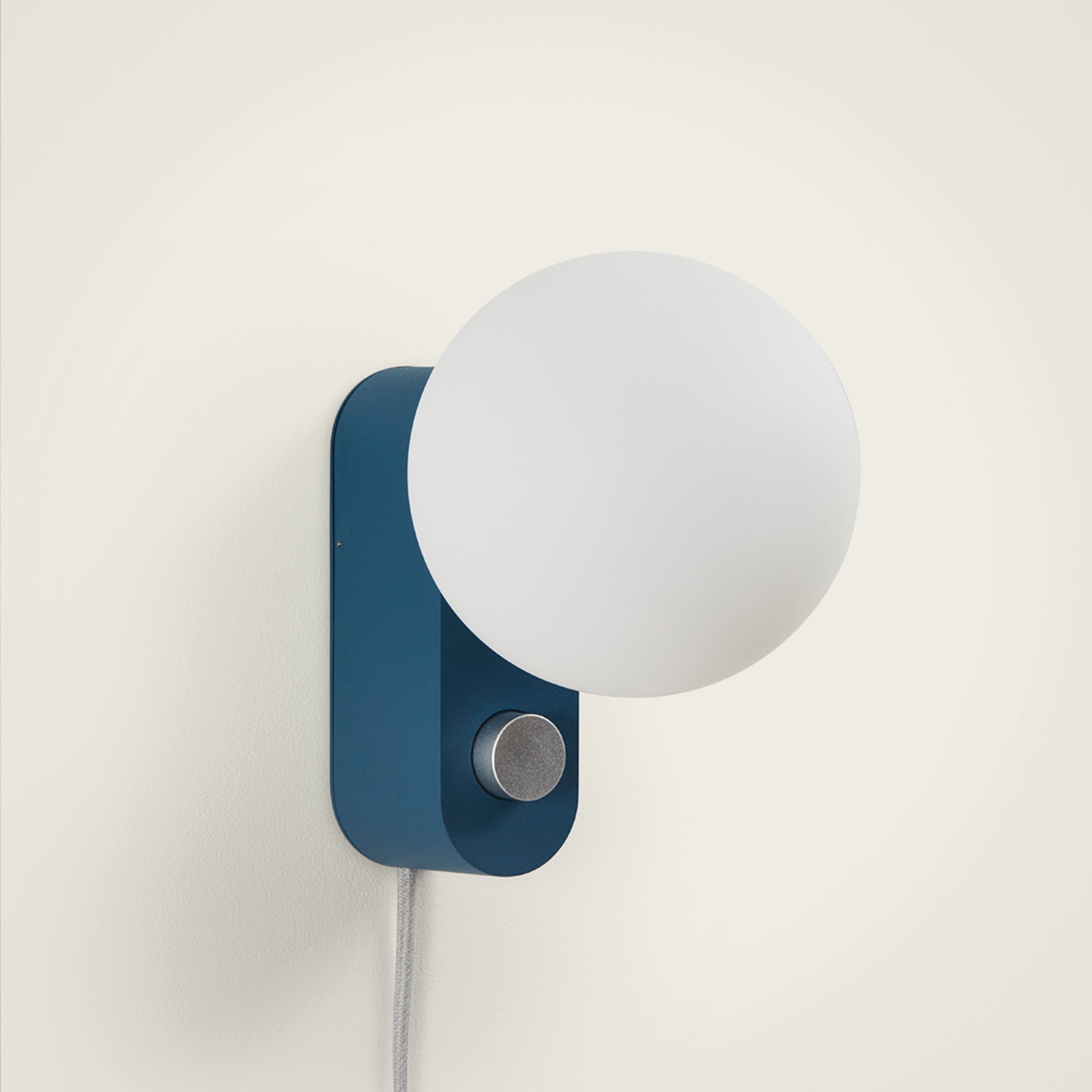 Goodee-Tala Alumina Table Lamp with Sphere IV - Color - Sapphire