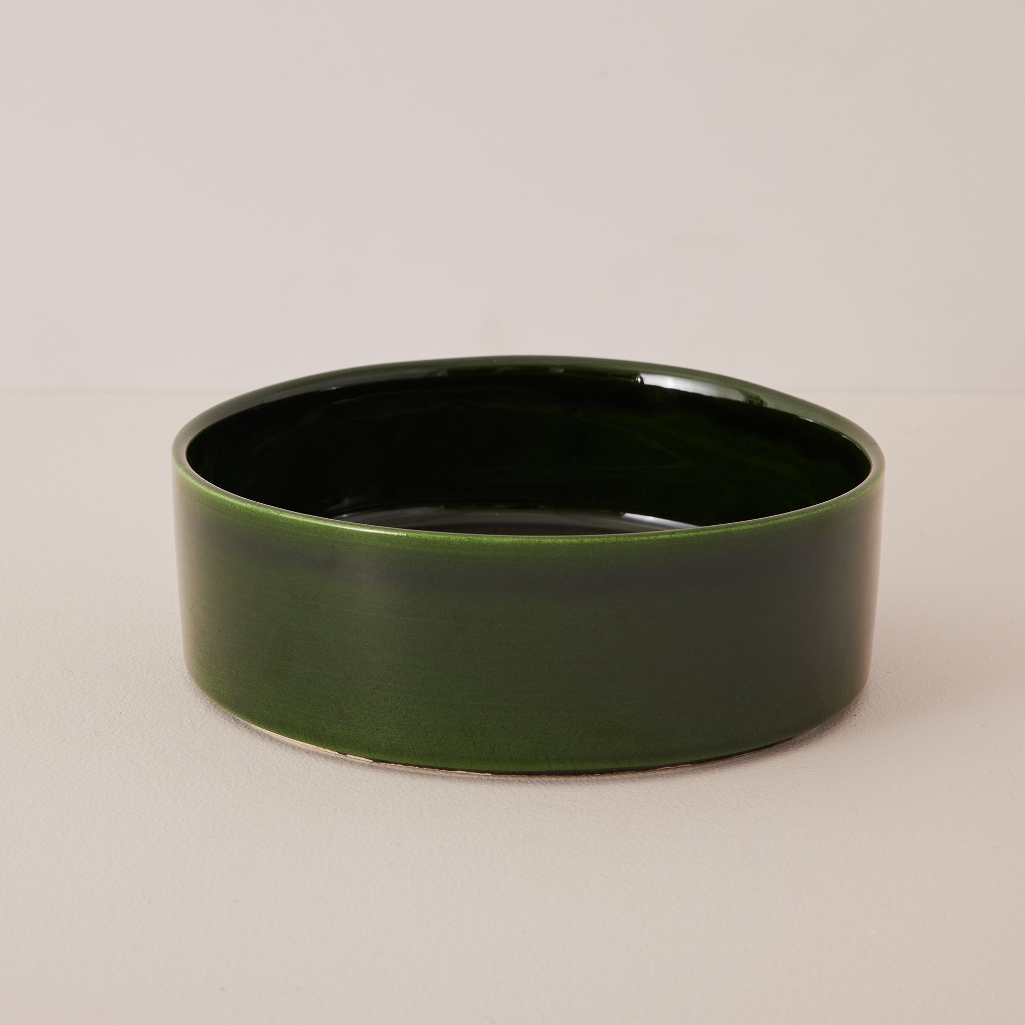 Goodee-Bergs Potter-Hoff Ø30 Saucer - Color - Emerald Glazed