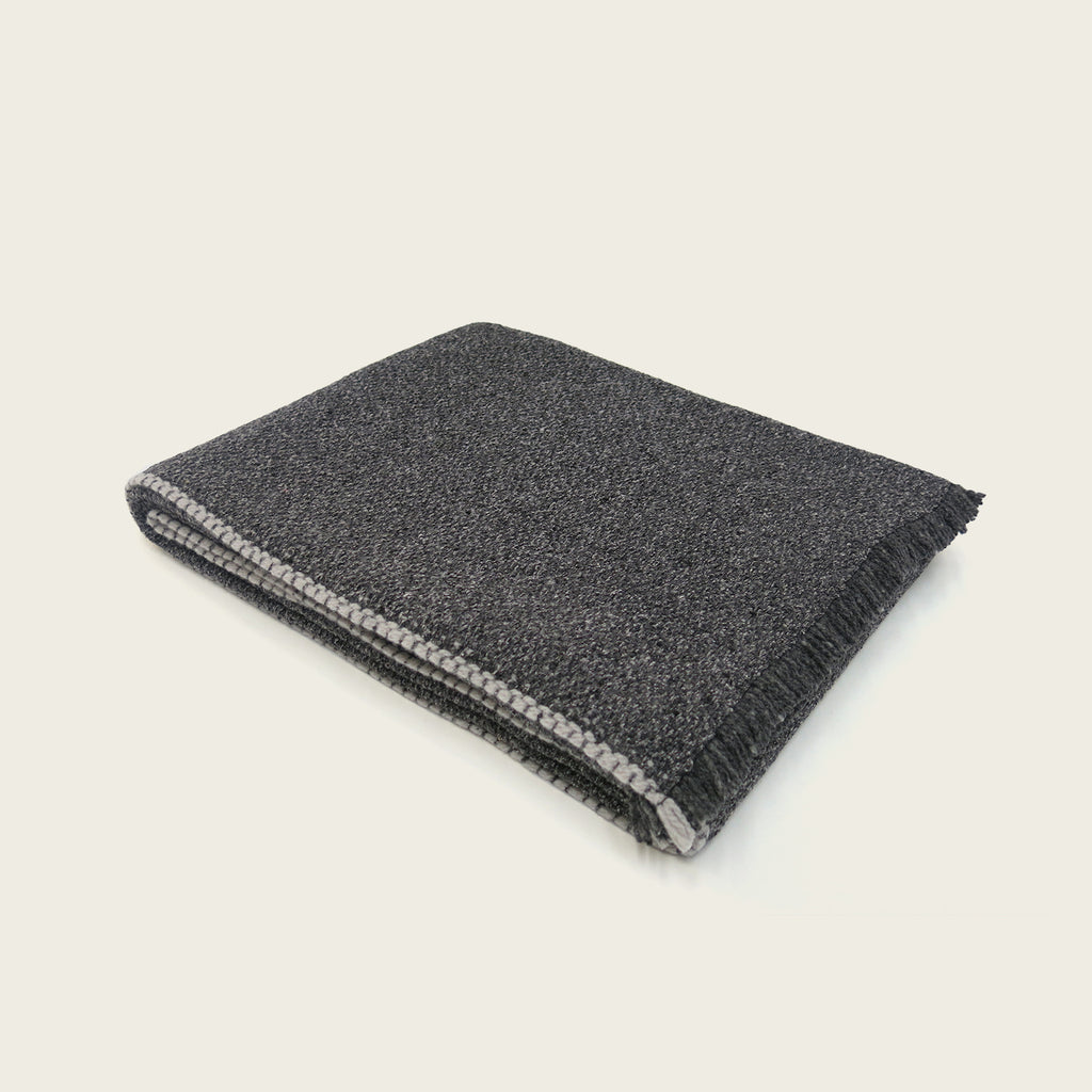 Goodee-Teixidors Urano Throw - Color - Dark Grey