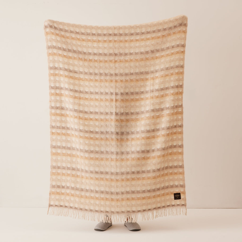 Goodee-Ezcaray-Mia-Throw - Color - Alabaster