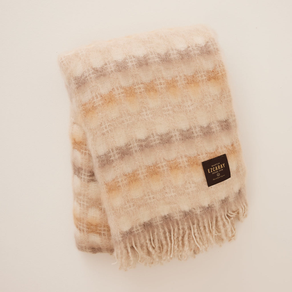 Goodee-Ezcaray-Mia-Throw - Color - Alabaster